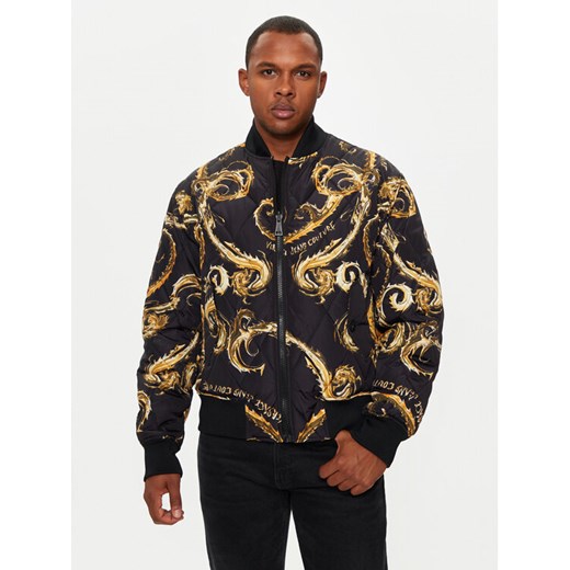 Versace Jeans Couture Kurtka bomber 77GASD07 Czarny Loose Fit ze sklepu MODIVO w kategorii Kurtki męskie - zdjęcie 183945425