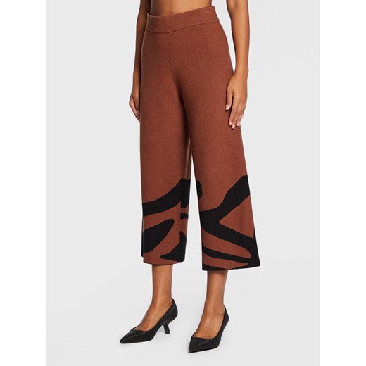 Joseph Ribkoff Kuloty 223949 Brązowy Relaxed Fit ze sklepu MODIVO w kategorii Spodnie damskie - zdjęcie 183945917