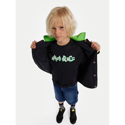 Marc Jacobs T-Shirt W60212 S Czarny Regular Fit ze sklepu MODIVO w kategorii Bluzki dziewczęce - zdjęcie 183947359