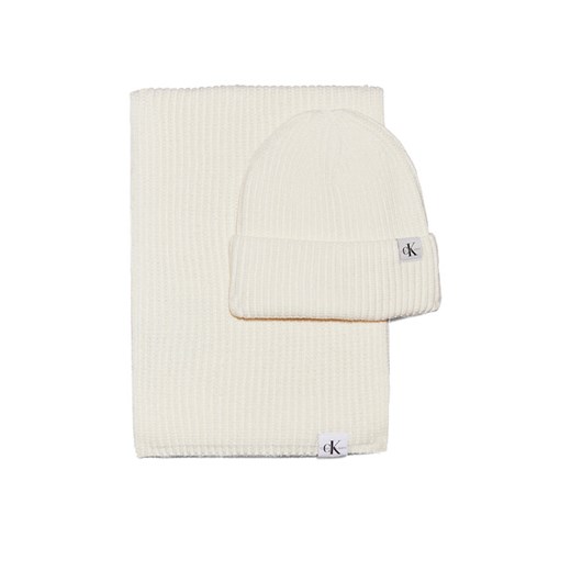 Calvin Klein Jeans Zestaw Szalik i Czapka IU0IU00638 Écru ze sklepu MODIVO w kategorii Czapki dziecięce - zdjęcie 183947676