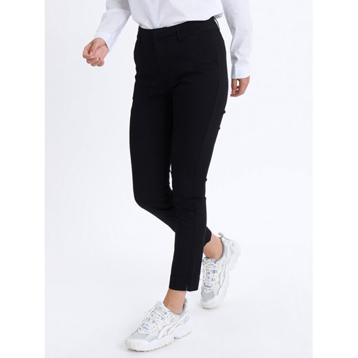 Kaffe Spodnie materiałowe Lea 10505191 Czarny Regular Fit ze sklepu MODIVO w kategorii Spodnie damskie - zdjęcie 183948117