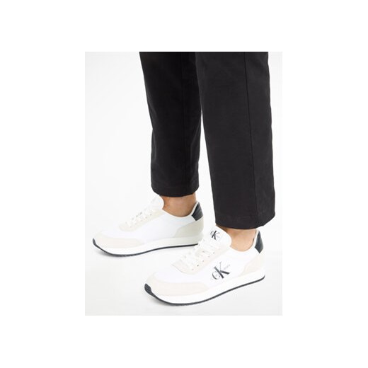Sneakersy Calvin Klein Jeans Retro Runner Su-Ny Mono YM0YM00746 Biały 43 eobuwie.pl