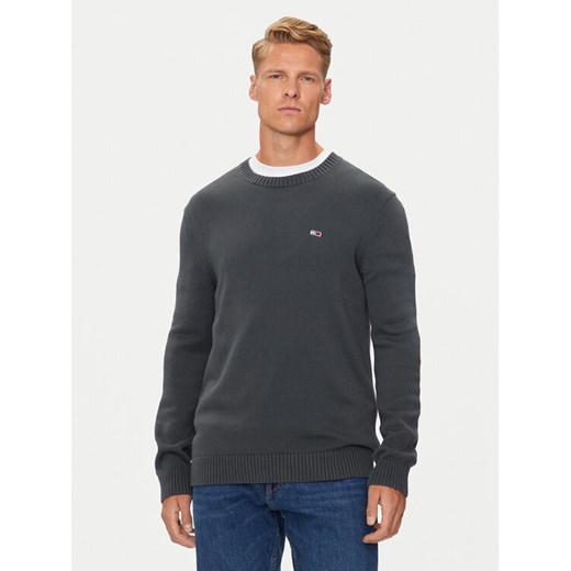 Tommy Jeans Sweter Essential DM0DM18370 Szary Slim Fit ze sklepu MODIVO w kategorii Swetry męskie - zdjęcie 183985189