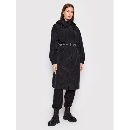 Calvin Klein Jeans Płaszcz przejściowy J20J218267 Czarny Relaxed Fit ze sklepu MODIVO w kategorii Płaszcze damskie - zdjęcie 183985568
