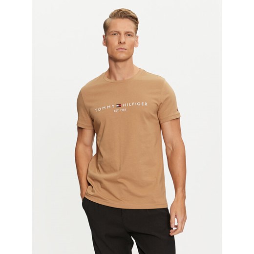 Tommy Hilfiger T-Shirt Logo MW0MW11797 Beżowy Regular Fit ze sklepu MODIVO w kategorii T-shirty męskie - zdjęcie 183985695