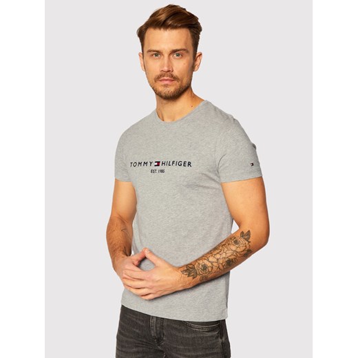 Tommy Hilfiger T-Shirt Core Logo Tee MW0MW11465 Szary Slim Fit ze sklepu MODIVO w kategorii T-shirty męskie - zdjęcie 183985768