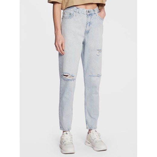 Calvin Klein Jeans Jeansy J20J220191 Niebieski Mom Fit 30 MODIVO