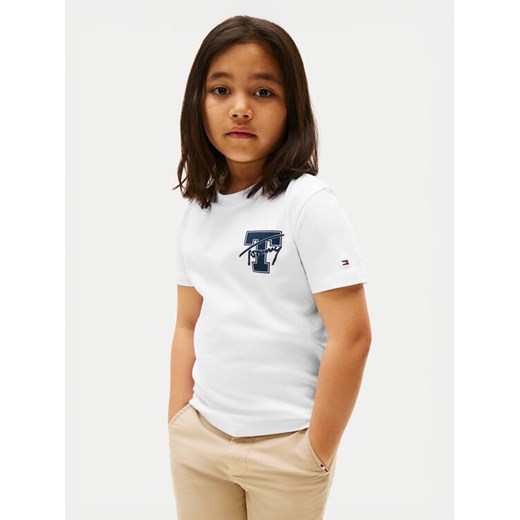 Tommy Hilfiger T-Shirt Varsity Graphic KB0KB09868 Biały Regular Fit ze sklepu MODIVO w kategorii Bluzki dziewczęce - zdjęcie 183985957