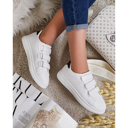 Royalfashion Damskie ażurowe buty sportowe Deromi ze sklepu royalfashion.pl w kategorii Trampki damskie - zdjęcie 183994485