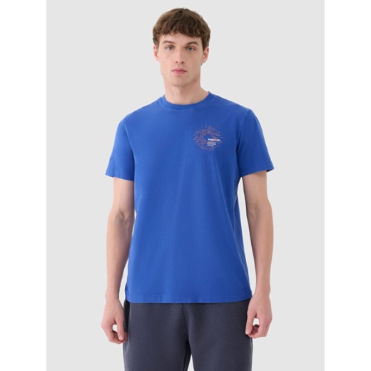 Męski t-shirt z nadrukiem 4F 4FWSS25TTSHM1981 - niebieski ze sklepu Sportstylestory.com w kategorii T-shirty męskie - zdjęcie 184004829