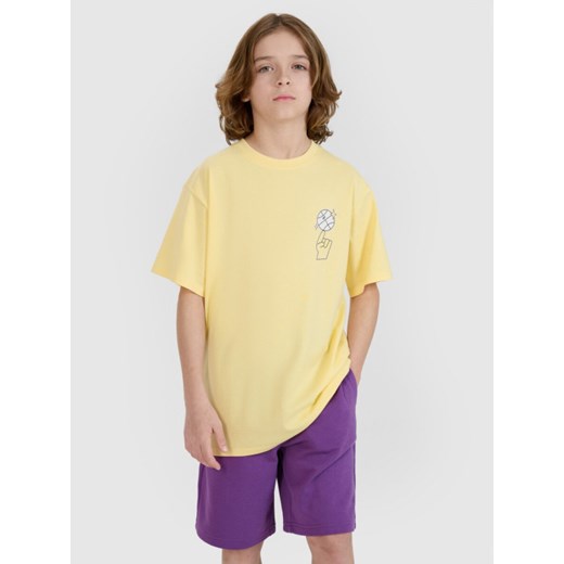 Chłopięcy t-shirt z nadrukiem 4F 4FJRSS25TTSHM2639 - żółty ze sklepu Sportstylestory.com w kategorii T-shirty chłopięce - zdjęcie 184006345