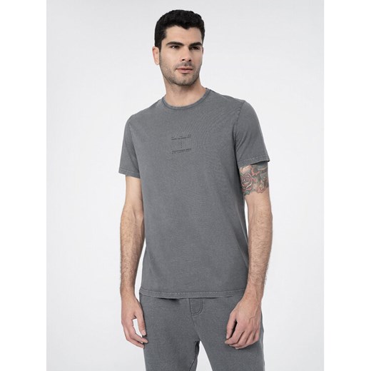 4F T-Shirt 4FSS23TTSHM296 Szary Regular Fit ze sklepu MODIVO w kategorii T-shirty męskie - zdjęcie 184023415