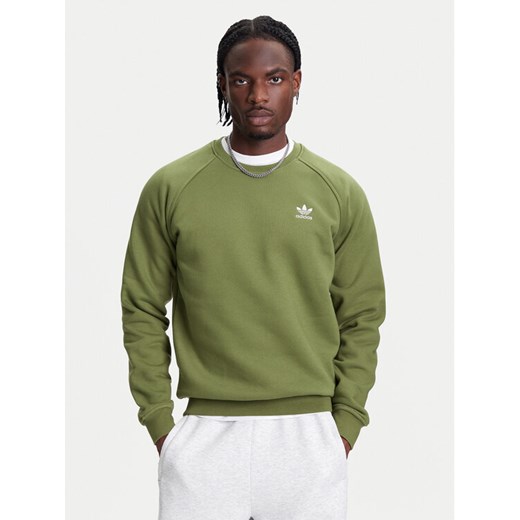 adidas Bluza Trefoil Essentials JW3523 Zielony Regular Fit ze sklepu MODIVO w kategorii Bluzy męskie - zdjęcie 184026677