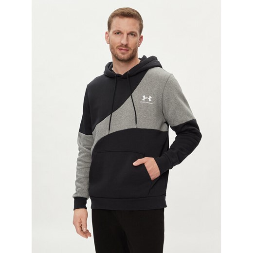 Under Armour Bluza techniczna Ua Essential Flc Blocked Hd 1383070-001 Czarny Loose Fit ze sklepu MODIVO w kategorii Bluzy męskie - zdjęcie 184030159
