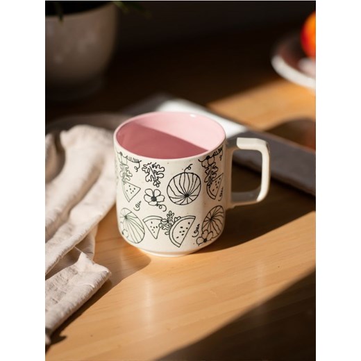 Sinsay - Ceramiczny kubek z uchem z kolorowym środkiem - różowy ze sklepu Sinsay w kategorii Kubki - zdjęcie 184032585