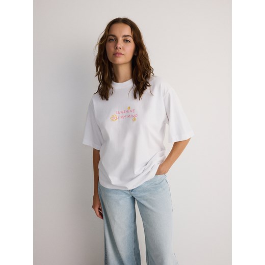 Reserved - T-shirt oversize z nadrukiem - złamana biel Reserved S Reserved wyprzedaż