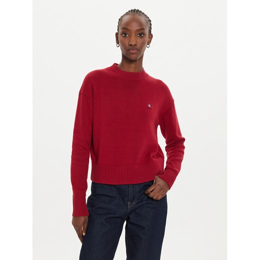 Calvin Klein Jeans Sweter Embro Badge J20J222987 Czerwony Regular Fit ze sklepu MODIVO w kategorii Swetry damskie - zdjęcie 184035839