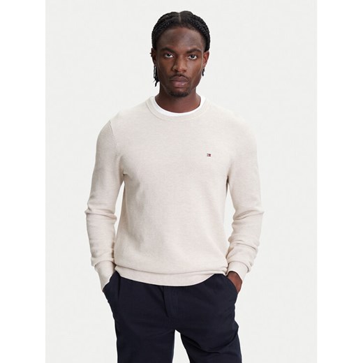 Tommy Hilfiger Sweter Essential MW0MW36347 Beżowy Regular Fit ze sklepu MODIVO w kategorii Swetry męskie - zdjęcie 184038465