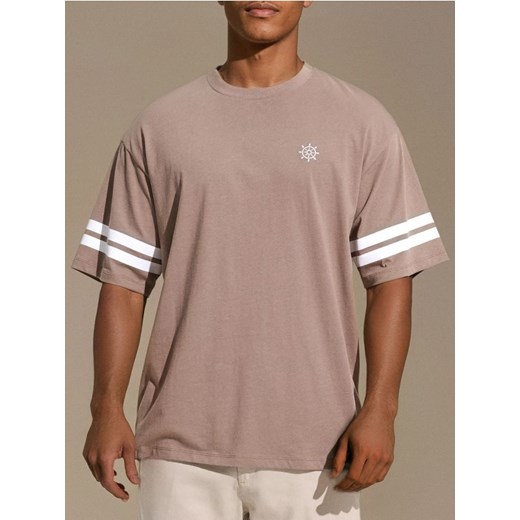 Sinsay - Koszulka z krótkimi rękawami - brązowy ze sklepu Sinsay w kategorii T-shirty męskie - zdjęcie 184040496