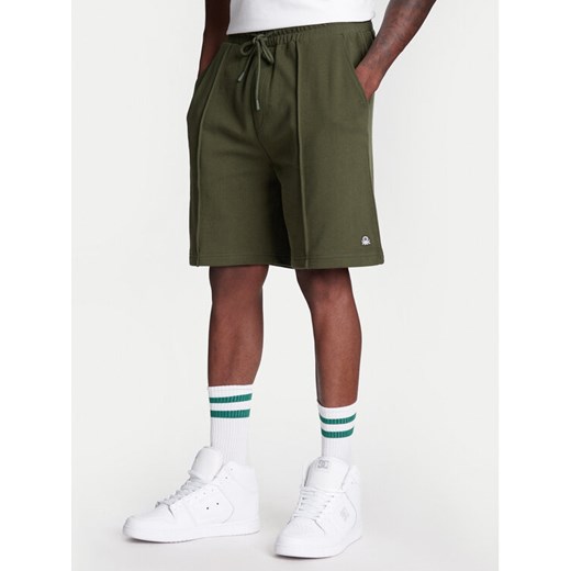 United Colors Of Benetton Szorty sportowe 342ZU900X Zielony Regular Fit ze sklepu MODIVO w kategorii Spodenki męskie - zdjęcie 184058136