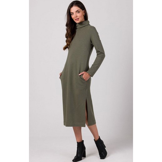 Luźna sukienka midi z półgolfem khaki B274, Kolor khaki, Rozmiar L, BeWear ze sklepu Primodo w kategorii Sukienki - zdjęcie 184061349