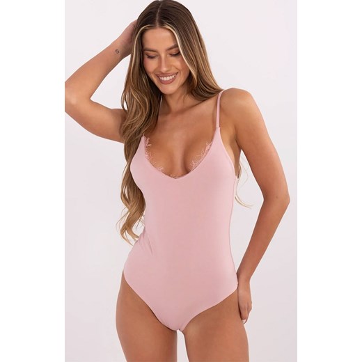 Body na ramiączkach jasnoróżowe 157-BO-6462.69, Kolor jasnoróżowy, Rozmiar S, Rue Paris ze sklepu Primodo w kategorii Body damskie - zdjęcie 184068195