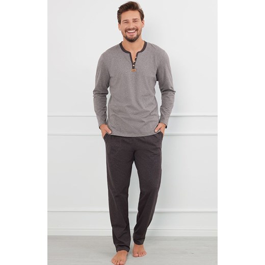 Piżama męska szara z długi rękawem i długimi spodniami Juliusz, Kolor szary melanż, Rozmiar M, Italian Fashion ze sklepu Primodo w kategorii Piżamy męskie - zdjęcie 184074216