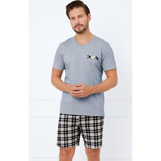 Piżama męska na krótki rękaw i krótkie spodnie szara Klark, Kolor szaro-czarno-biały, Rozmiar M, Italian Fashion ze sklepu Primodo w kategorii Piżamy męskie - zdjęcie 184074315