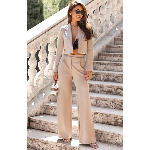 Beżowy komplet Cloe krótka marynarka i szerokie spodnie 367, Kolor beżowy, Rozmiar M/L, Ivon ze sklepu Primodo w kategorii Komplety i garnitury damskie - zdjęcie 184075667