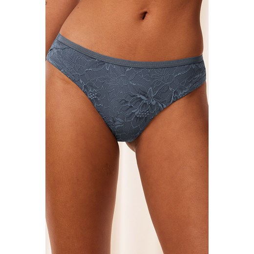 Triumph figi brazylijskie Amourette Charm 10214456-00XX, Kolor brudny niebieski, Rozmiar 46, Triumph ze sklepu Primodo w kategorii Majtki damskie - zdjęcie 184093957