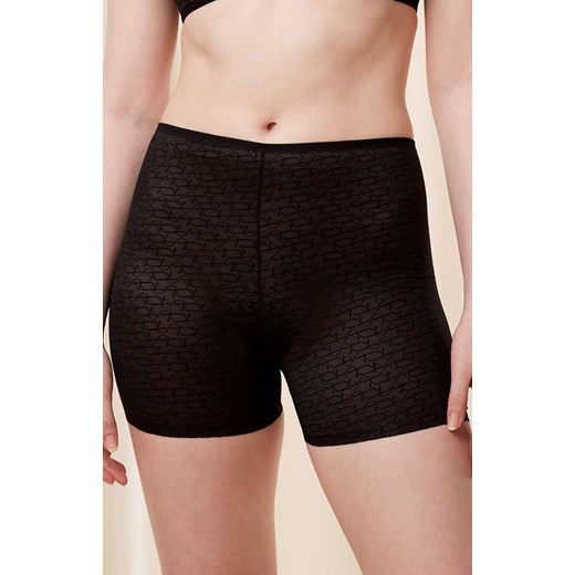 Triumph koronkowe szorty Signature Sheer Shorts 10215935, Kolor czarny, Rozmiar 42, Triumph ze sklepu Primodo w kategorii Bielizna wyszczuplająca - zdjęcie 184094105