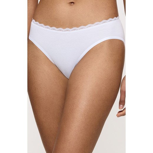 Triumph figi damskie tai Feel Of Cotton 10224973-0003, Kolor biały, Rozmiar 36, Triumph ze sklepu Primodo w kategorii Majtki damskie - zdjęcie 184094855