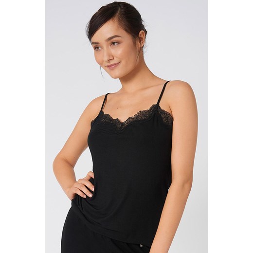 Climate Control CAMISOLE 10207511 podkoszulka, Kolor czarny, Rozmiar 40, Triumph ze sklepu Primodo w kategorii Podkoszulki i halki - zdjęcie 184094925
