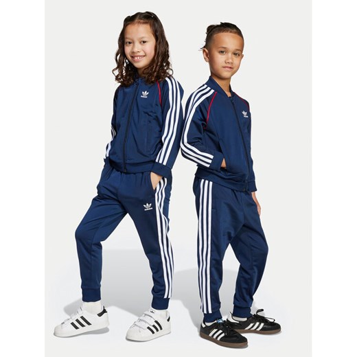 adidas Dres adicolor SST JY1143 Granatowy Regular Fit ze sklepu MODIVO w kategorii Dresy chłopięce - zdjęcie 184098347