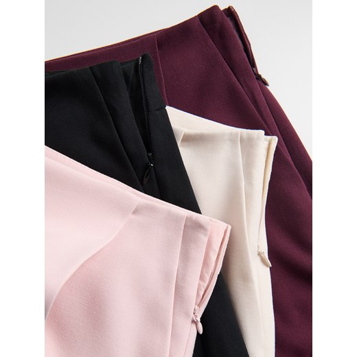 Spódnica Reserved z elastanu wiosenna 