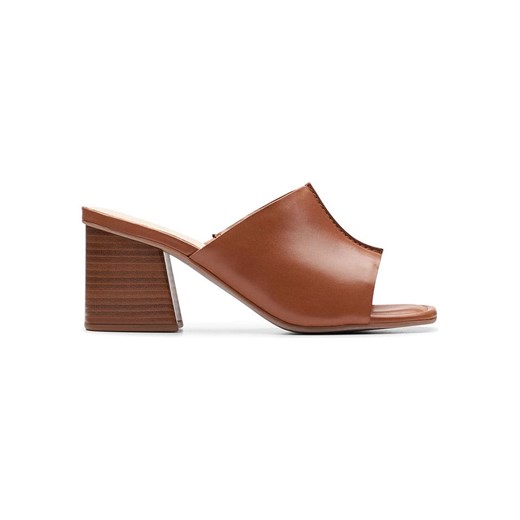 Clarks Skórzane klapki &quot;Siara65&quot; w kolorze jasnobrązowym ze sklepu Limango Polska w kategorii Klapki damskie - zdjęcie 184108907