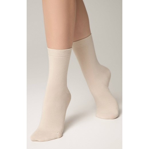 Klasyczne bawełniane skarpetki damskie beżowe 3DSOCKS, Kolor beżowy, Rozmiar 36-38, Conte ze sklepu Intymna w kategorii Skarpetki damskie - zdjęcie 184116119
