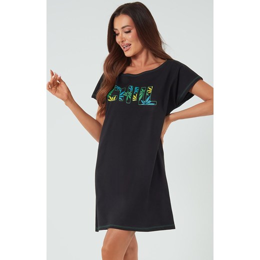 Koszula nocna damska na krótki rękaw Chill, Kolor czarny-wzór, Rozmiar S, Italian Fashion ze sklepu Intymna w kategorii Koszule nocne - zdjęcie 184127957