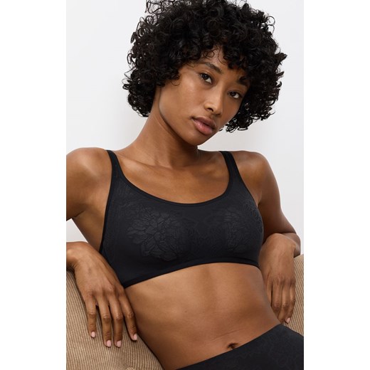 Triumph Fit Smart P EX biustonosz soft bez fiszbin 10202460, Kolor czarny, Rozmiar 1, Triumph ze sklepu Intymna w kategorii Biustonosze - zdjęcie 184151099
