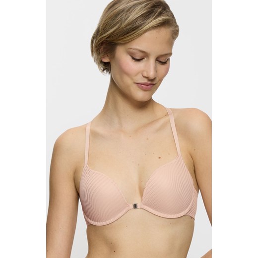 Triumph biustonosz push-up zapinany z przodu jasnoróżowy Harmony Spotlight WHUF 10217429, Kolor jasnoróżowy, Rozmiar 70A, Triumph ze sklepu Intymna w kategorii Biustonosze - zdjęcie 184152079
