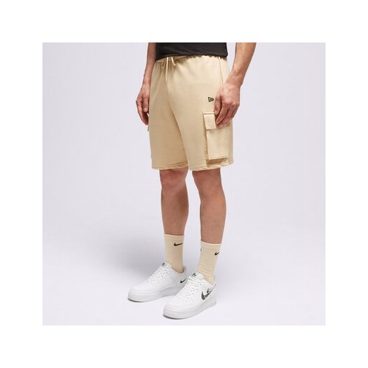 NEW ERA SZORTY NE ESSENTIALS CARGO STN NONE ze sklepu Sizeer w kategorii Spodenki męskie - zdjęcie 184156589