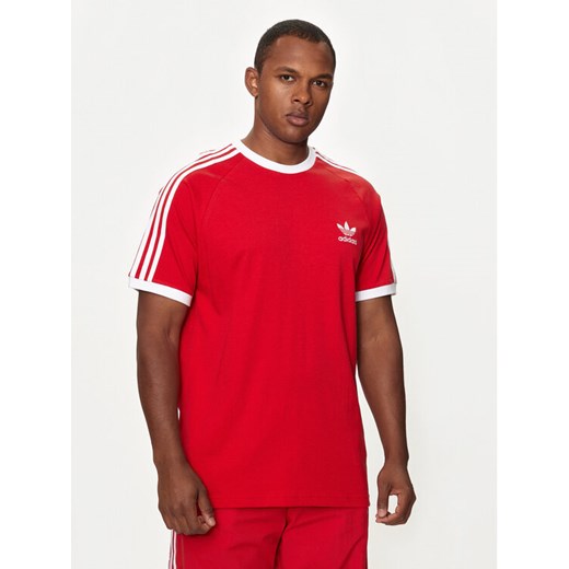 adidas T-Shirt Adicolor Classics 3-Stripes T-Shirt IA4852 Czerwony Regular Fit ze sklepu MODIVO w kategorii T-shirty męskie - zdjęcie 184162898