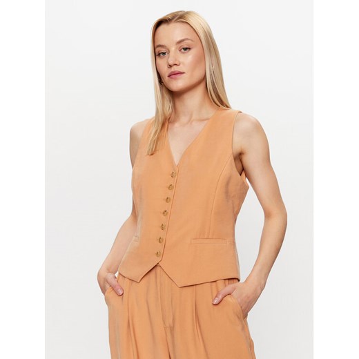 DKNY Kamizelka P3ET8R51 Pomarańczowy Regular Fit ze sklepu MODIVO w kategorii Kamizelki damskie - zdjęcie 184167497