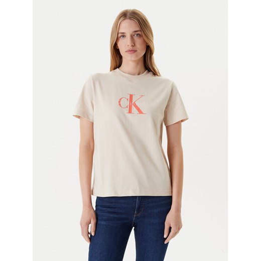 Calvin Klein Jeans T-Shirt Hero Classic LV047B865G Beżowy Regular Fit ze sklepu MODIVO w kategorii Bluzki damskie - zdjęcie 184169699