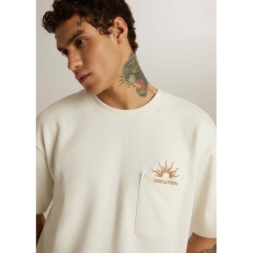 Koszulka męska o luźnym kroju z kieszenią ze sklepu Diverse w kategorii T-shirty męskie - zdjęcie 184178035