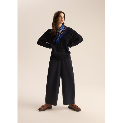 Diverse sweter damski czarny z dekoltem w serek