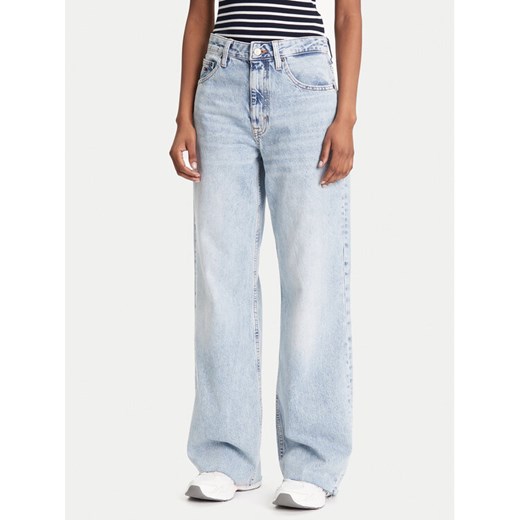 Tommy Jeans Jeansy Mia DW0DW21412 Niebieski Relaxed Fit ze sklepu MODIVO w kategorii Jeansy damskie - zdjęcie 184197058