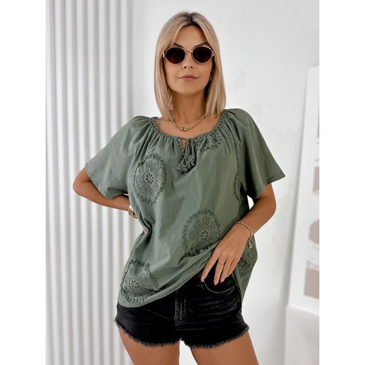 Bluzka damska z okrągłym dekoltem zielona z krótkimi rękawami 