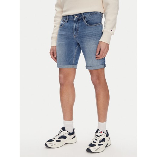 Tommy Jeans Szorty jeansowe Scanton DM0DM20960 Niebieski Slim Fit ze sklepu MODIVO w kategorii Spodenki męskie - zdjęcie 184203418