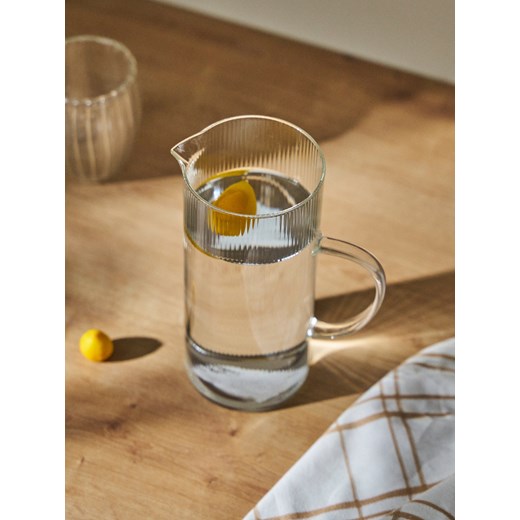 Sinsay - Ryflowany dzbanek z uchem - biały Sinsay One Size Sinsay